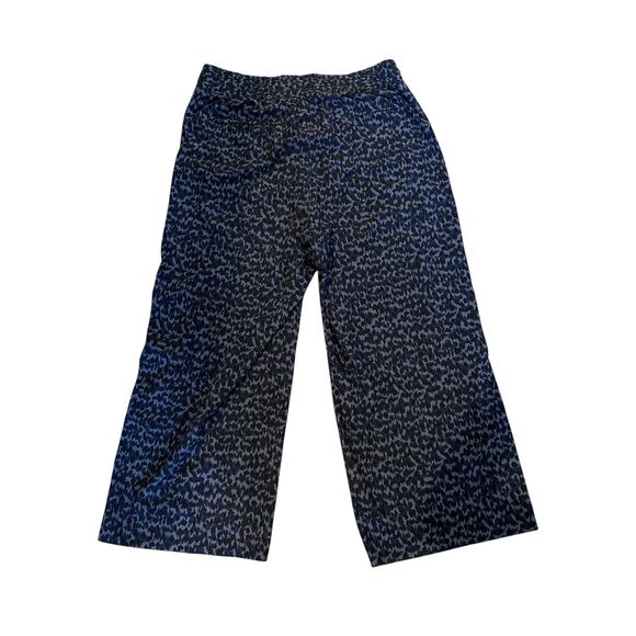 Athleta Blue Animal Printed Wide Leg Crop Pants, Size 12 ComfyStyle TravelPants - Picture 2 of 9